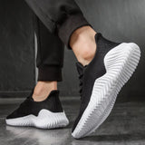 Men's Running Shoes