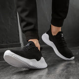 Men's Running Shoes